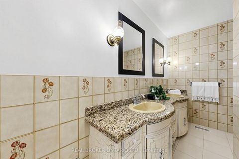 Photo 24 at 2 Dorking Crescent, CFB, Toronto