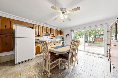 Photo 42 at 2 Dorking Crescent, CFB, Toronto