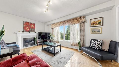 Photo 13 at 78 Zippora Drive, Devonsleigh, Richmond Hill