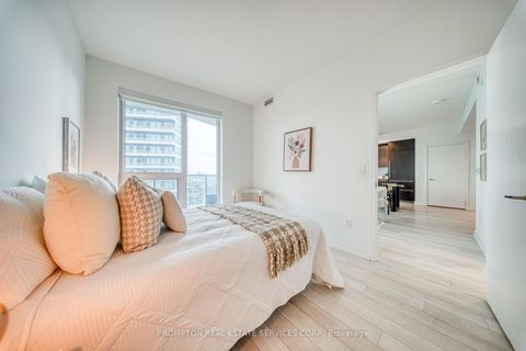 Photo 14 at 2807 - 117 Mcmahon Drive, Bayview Village, Toronto