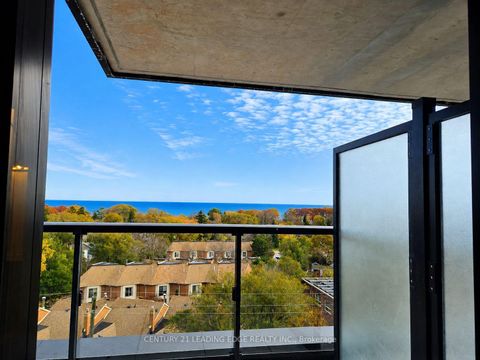 Photo 2 at 812 - 2 Manderley Drive, Cliffside, Toronto