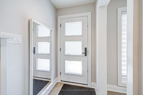 Photo 2 at 6 Cardigan Road, Queensway, Toronto
