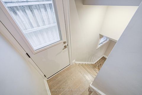 Photo 15 at 6 Cardigan Road, Queensway, Toronto