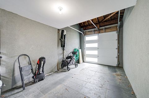 Photo 31 at 6 Cardigan Road, Queensway, Toronto
