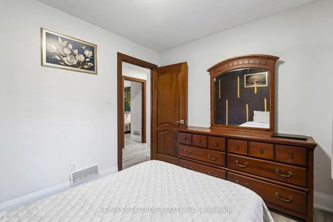 Photo 21 at 101 Marshall Street, Allandale Heights, Barrie