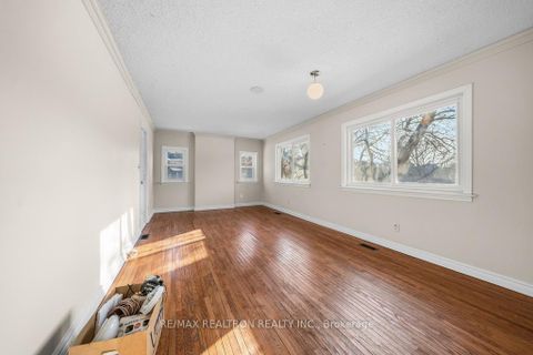 Photo 8 at 173 Elgin Mills Road W, Mill Pond, Richmond Hill