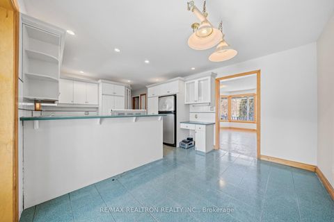 Photo 11 at 173 Elgin Mills Road W, Mill Pond, Richmond Hill