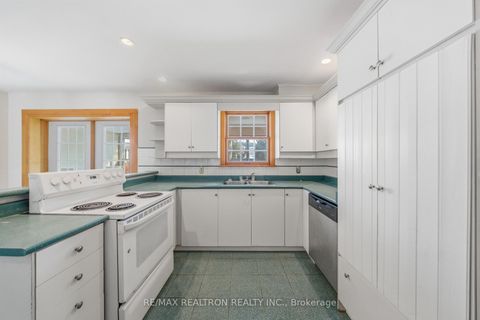 Photo 13 at 173 Elgin Mills Road W, Mill Pond, Richmond Hill