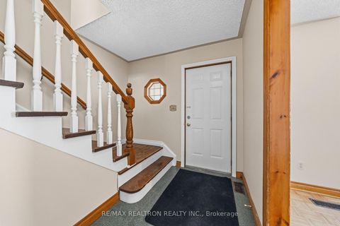 Photo 18 at 173 Elgin Mills Road W, Mill Pond, Richmond Hill