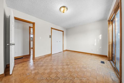 Photo 20 at 173 Elgin Mills Road W, Mill Pond, Richmond Hill