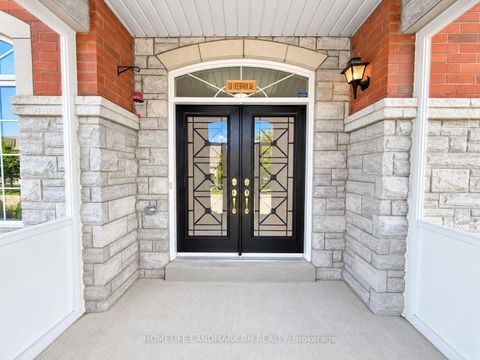Photo 3 at 131 OBERFRICK Avenue, Patterson, Vaughan