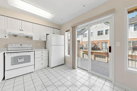 Photo 7 at 130 - 83 Mondeo Drive, Dorset Park, Toronto