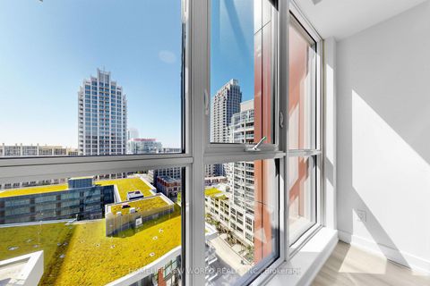 Photo 4 at 1508 - 50 Bruyeres Mews, Niagara, Toronto