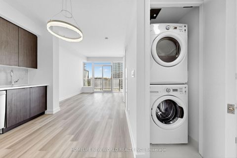 Photo 12 at 1508 - 50 Bruyeres Mews, Niagara, Toronto