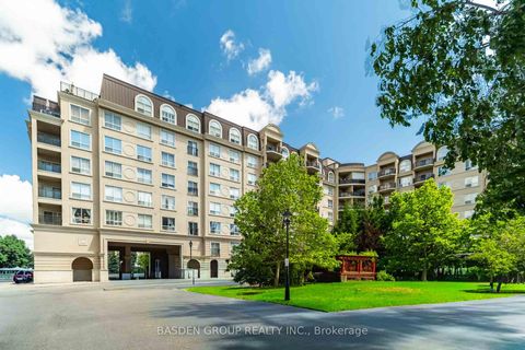 Photo 2 at 309 - 1 Maison Parc Court, Lakeview Estates, Vaughan