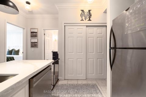 Photo 12 at 309 - 1 Maison Parc Court, Lakeview Estates, Vaughan