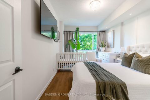 Photo 20 at 309 - 1 Maison Parc Court, Lakeview Estates, Vaughan