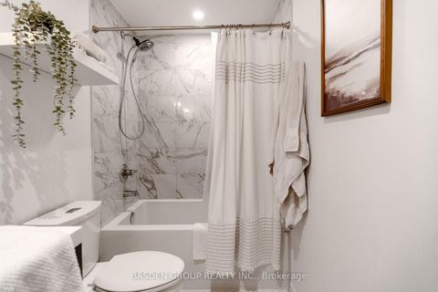 Photo 27 at 309 - 1 Maison Parc Court, Lakeview Estates, Vaughan