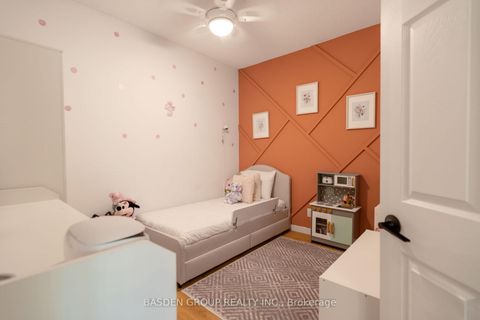 Photo 31 at 309 - 1 Maison Parc Court, Lakeview Estates, Vaughan