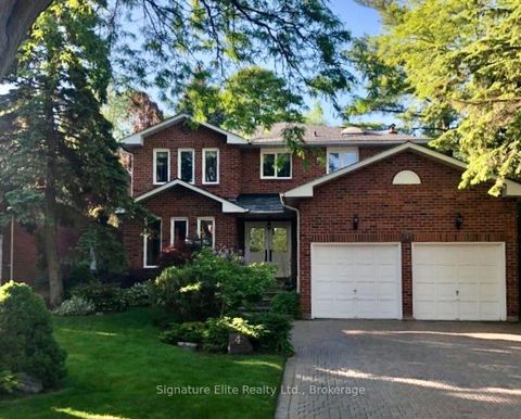 Photo 1 at 4 Camor Court, Highland Creek, Toronto