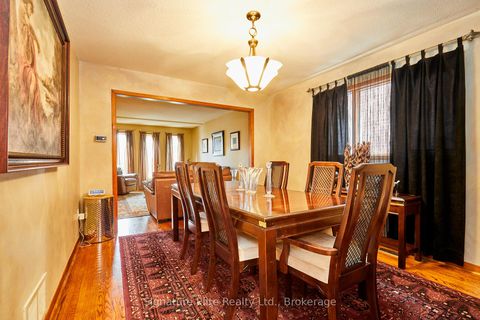 Photo 5 at 4 Camor Court, Highland Creek, Toronto
