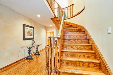 Photo 18 at 4 Camor Court, Highland Creek, Toronto