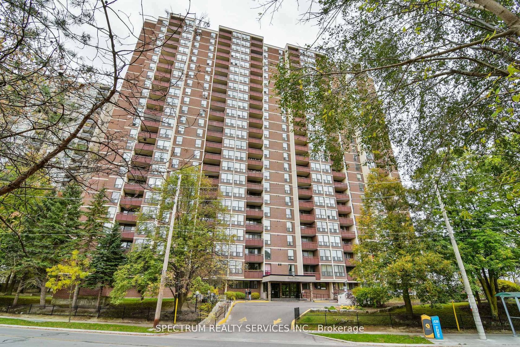 85 Emmett Avenue, Mount Dennis, Toronto photo 9