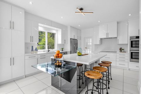 Photo 7 at 18 Yongeview Avenue, South Richvale, Richmond Hill