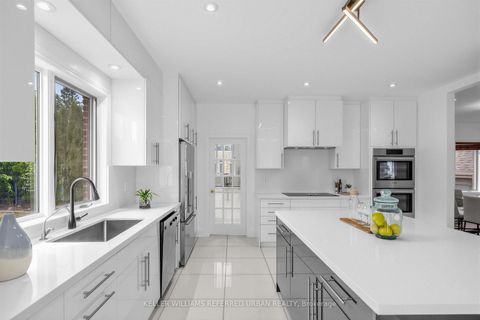 Photo 9 at 18 Yongeview Avenue, South Richvale, Richmond Hill