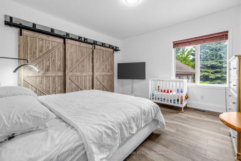 Photo 14 at 18 Yongeview Avenue, South Richvale, Richmond Hill