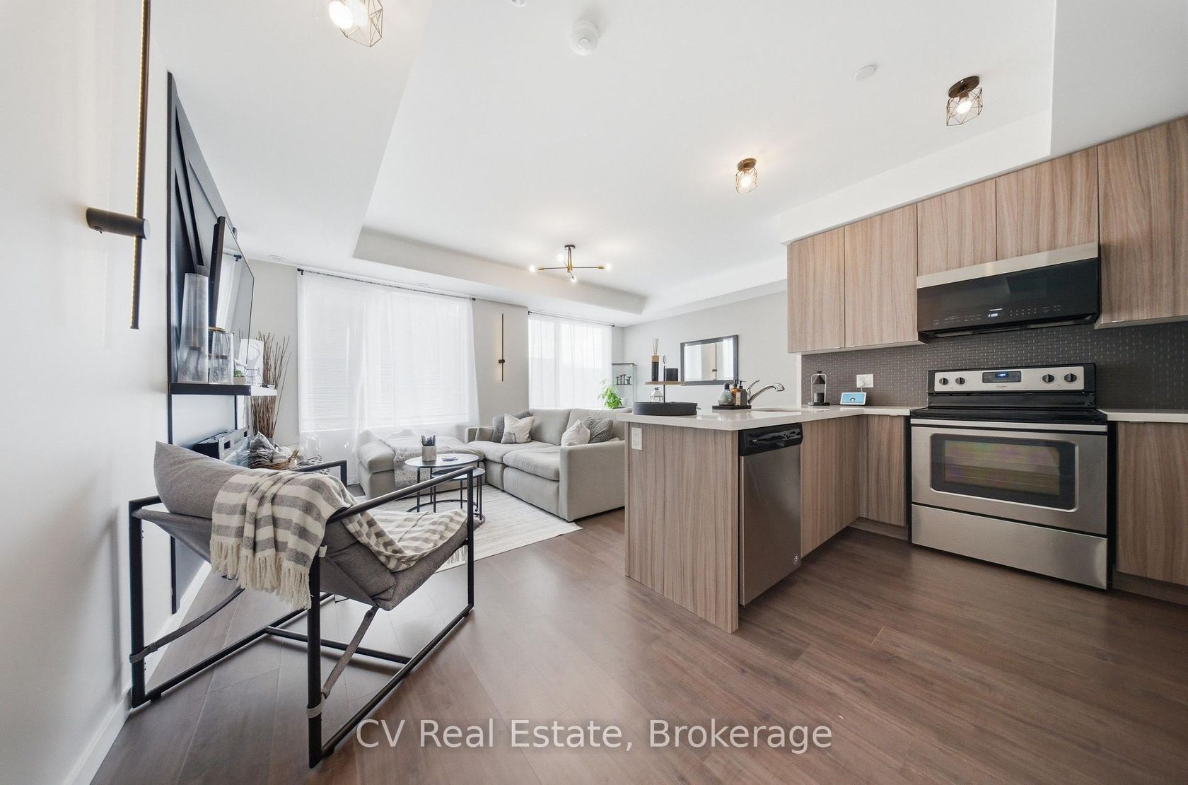 104 - 500 Alex Gardner Circle, Aurora Village, Aurora photo 3