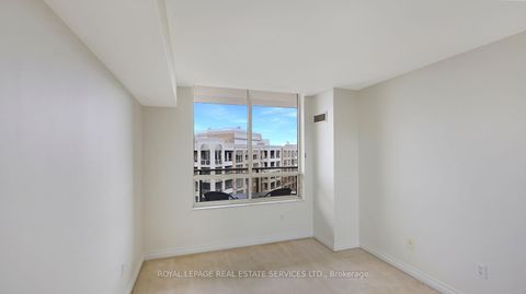 Photo 14 at 616 - 215 The Donway W, Don Mills, Toronto
