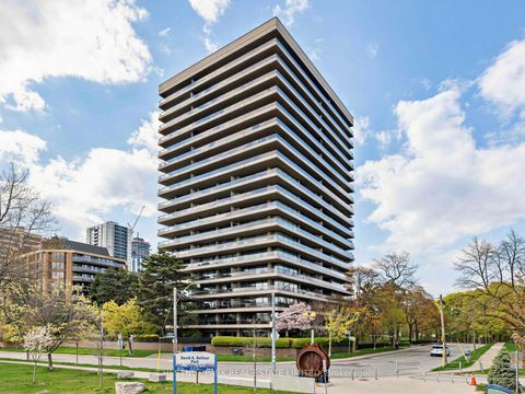 Photo 1 at 401 - 10 Avoca Avenue, Moore Park, Toronto