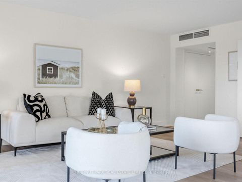 Photo 15 at 401 - 10 Avoca Avenue, Moore Park, Toronto