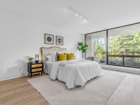 Photo 19 at 401 - 10 Avoca Avenue, Moore Park, Toronto