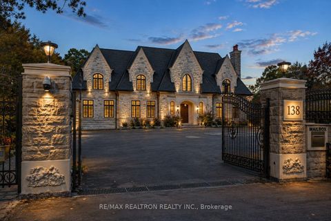 Photo 1 at 138 Centre Street, Uplands, Vaughan