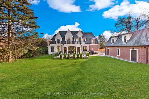 Photo 3 at 138 Centre Street, Uplands, Vaughan