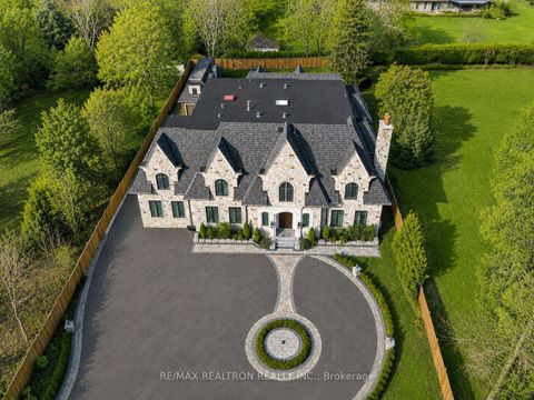 Photo 5 at 138 Centre Street, Uplands, Vaughan