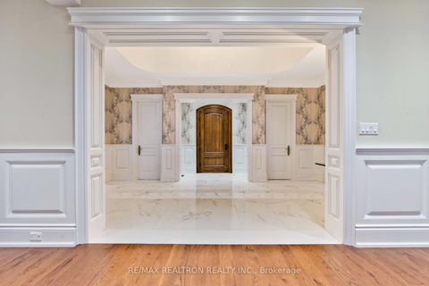 Photo 14 at 138 Centre Street, Uplands, Vaughan