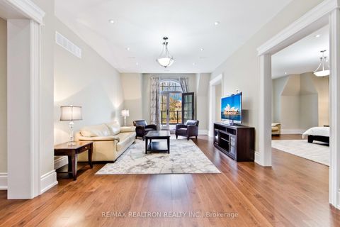 Photo 31 at 138 Centre Street, Uplands, Vaughan