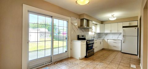 Photo 7 at 14 Faulkner Crescent, Humbermede, Toronto