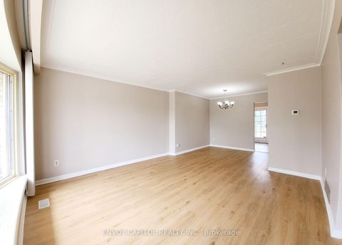 Photo 11 at 14 Faulkner Crescent, Humbermede, Toronto