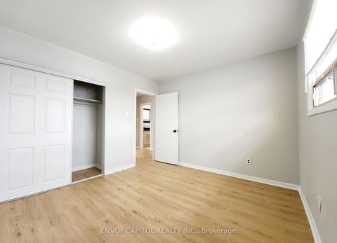 Photo 20 at 14 Faulkner Crescent, Humbermede, Toronto