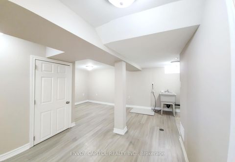 Photo 25 at 14 Faulkner Crescent, Humbermede, Toronto