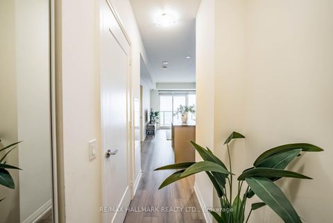 Photo 3 at 1706 - 8960 Jane Street, Vellore Village, Vaughan