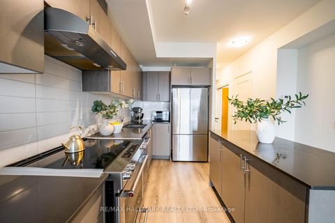 Photo 4 at 1706 - 8960 Jane Street, Vellore Village, Vaughan