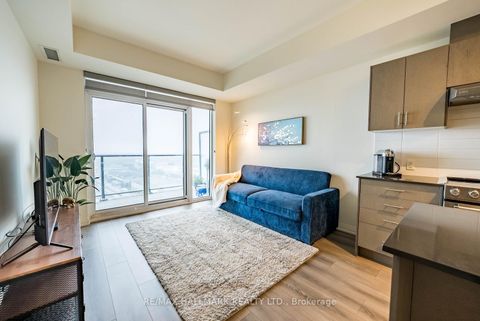 Photo 8 at 1706 - 8960 Jane Street, Vellore Village, Vaughan