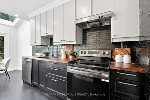 Photo 12 at 24 Marion Street, Roncesvalles, Toronto