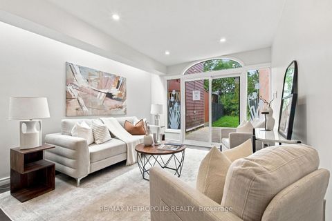 Photo 17 at 24 Marion Street, Roncesvalles, Toronto