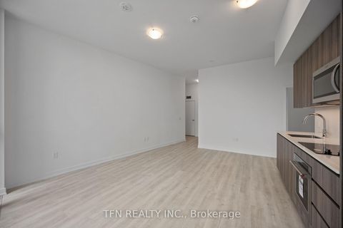 Photo 3 at 215 - 15 Richardson Street, Waterfront Communities C8, Toronto